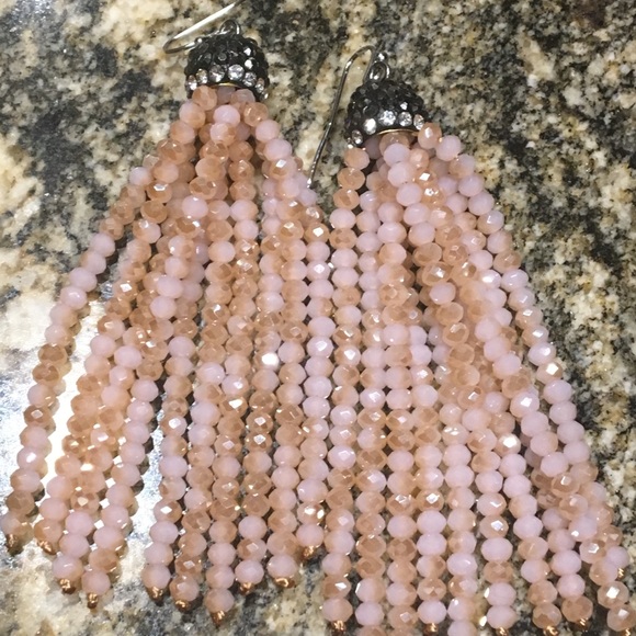 Blush Swarovski earrings - Picture 1 of 3